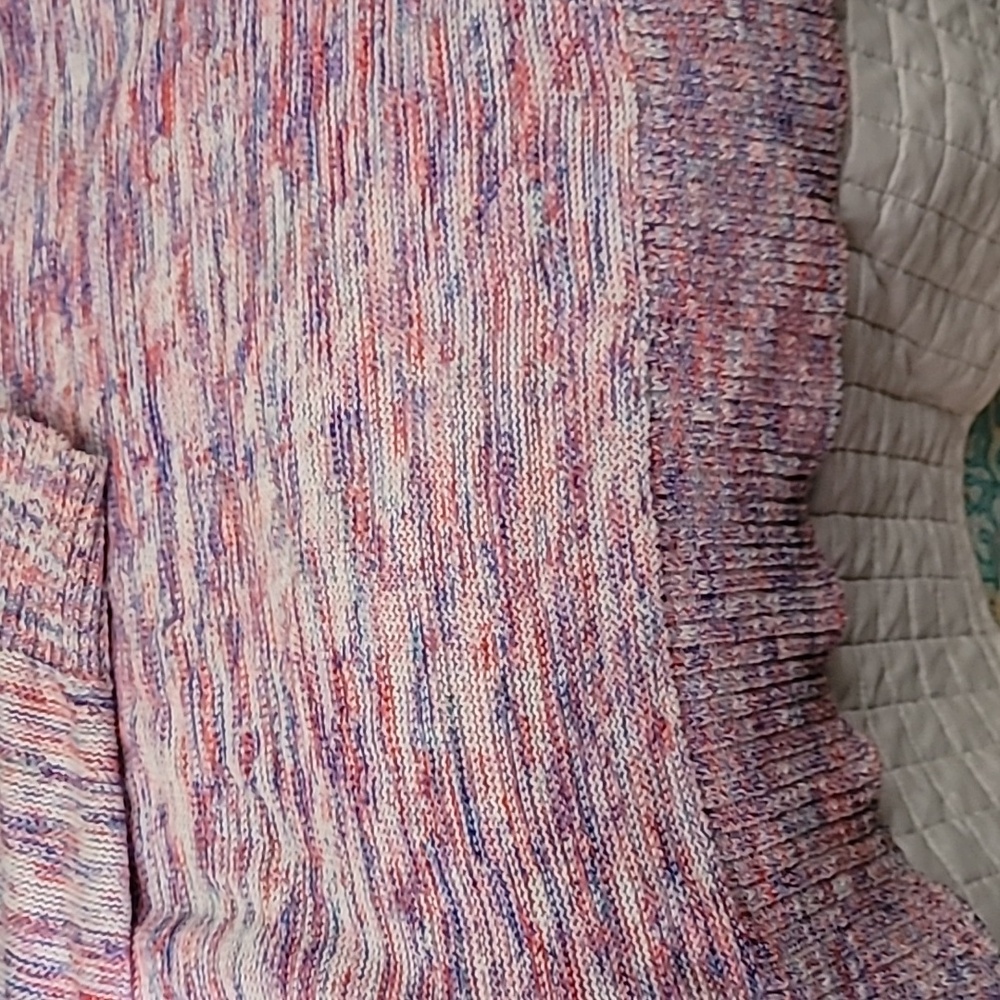 Sweater - Picture 3 of 3
